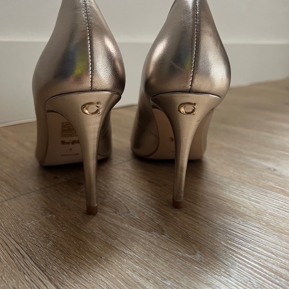 Coach Skyler Pump, color champage - Picture 5 of 8